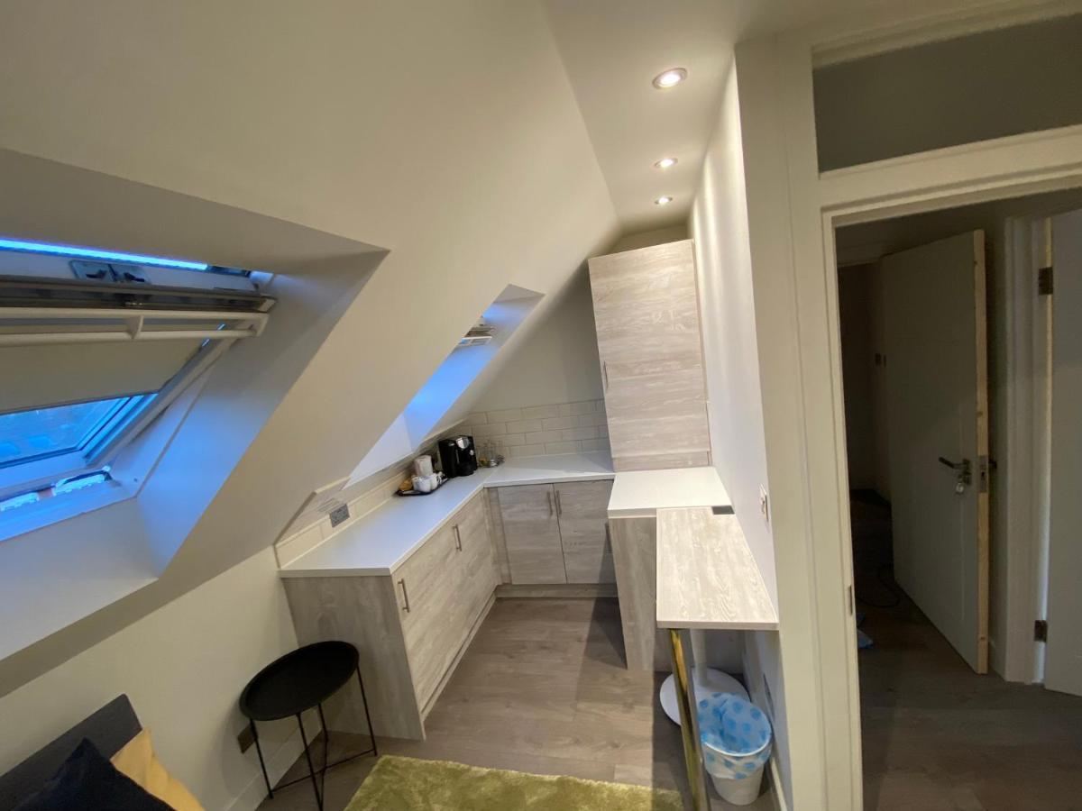 Quiet North London - 2 X Double Bedrooms - Close To Station And 20Mins Central London Totteridge Экстерьер фото