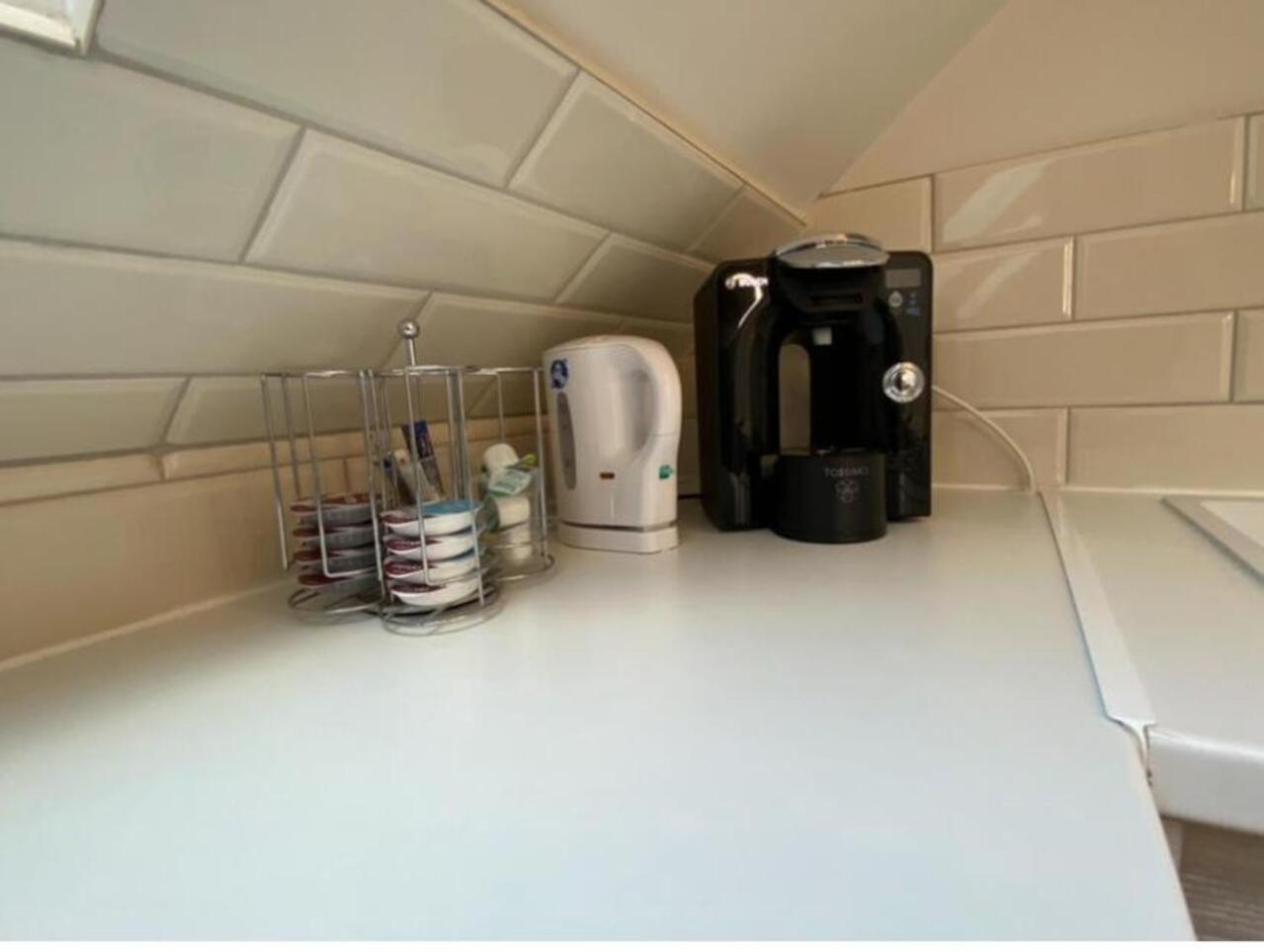 Quiet North London - 2 X Double Bedrooms - Close To Station And 20Mins Central London Totteridge Экстерьер фото