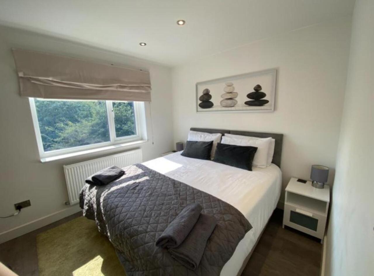 Quiet North London - 2 X Double Bedrooms - Close To Station And 20Mins Central London Totteridge Экстерьер фото
